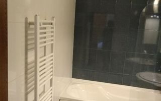 Apartament cu 2 camere, mobilat, cu teren și parcare - Floresti. - Poză 5
