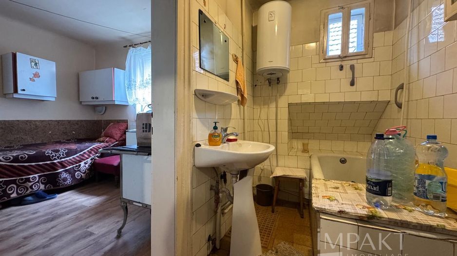 Casa cu teren generos in cartierul 'Intre Lacuri'!!! - Poză 13