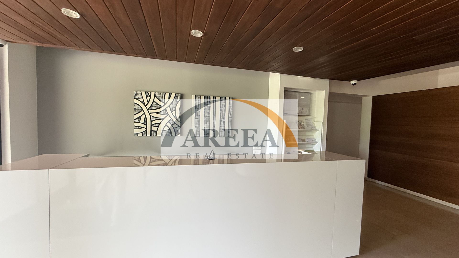 Apartament 2 camere cu curte proprie, terasă și beci 16 mp lângăPădure - Poză 2