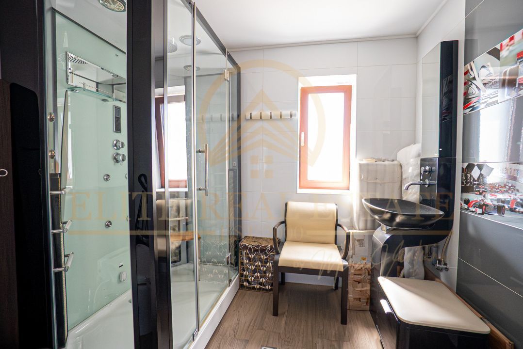 Mamaia Sat - Vila moderna, dotari premium, curte mare, vedere la lac! - Poză 47