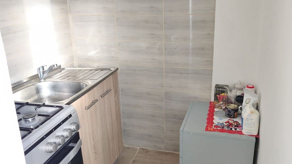 APARTAMENT LUMINOS METROU PIATA MUNCII - Poză 12