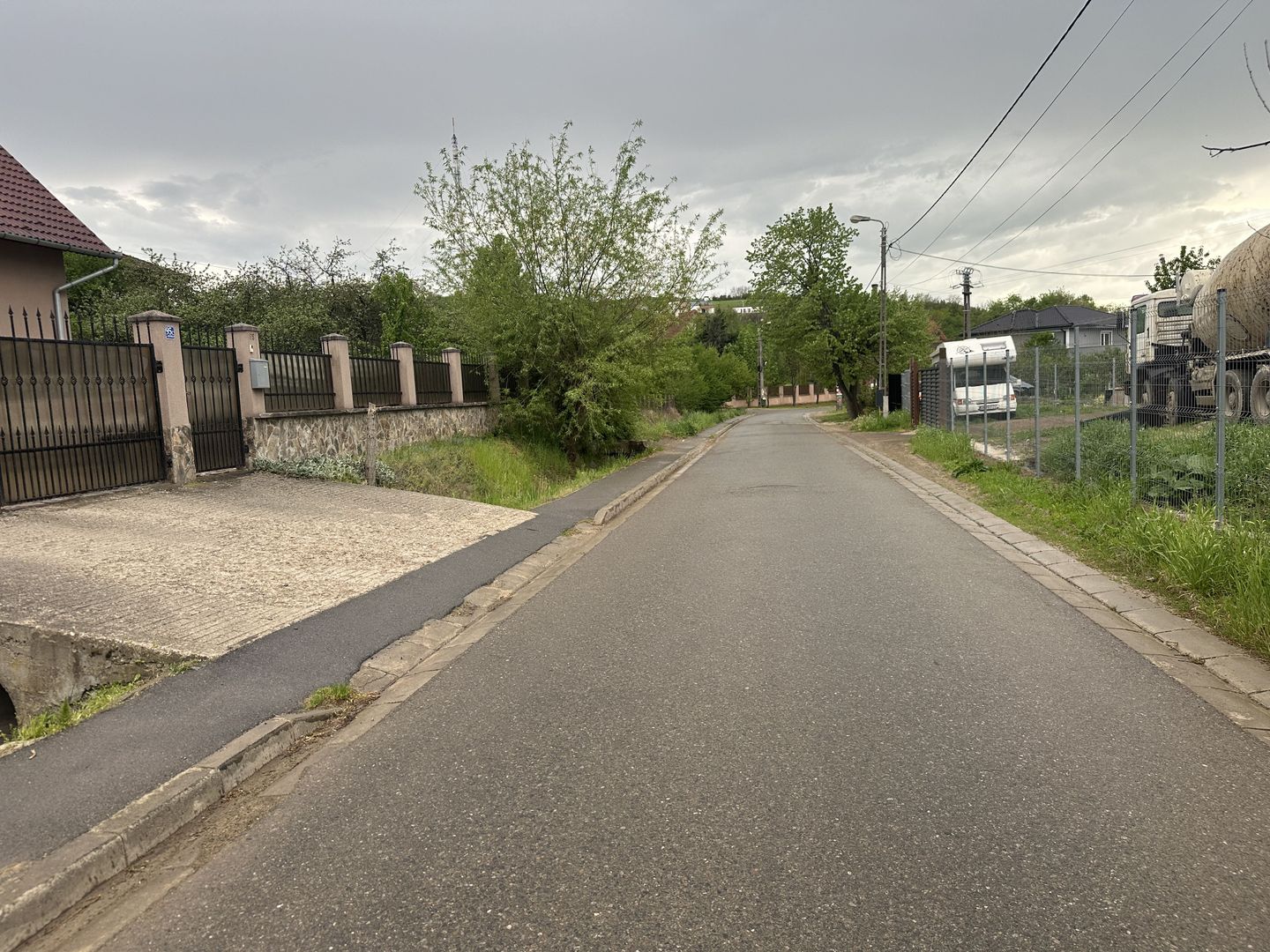 Teren 4062 mp de vanzare in zona Dealuri Oradea - Poză 2