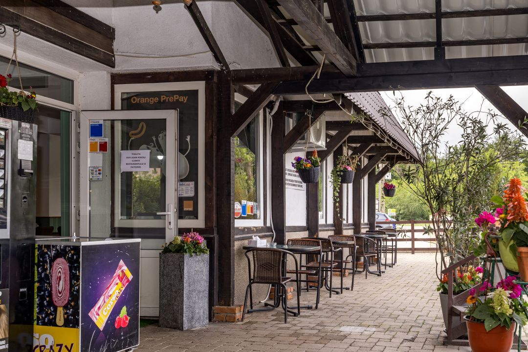 Spatiu tip motel/in curs de autorizare pentru camin de seniori-personal existent - Poză 10