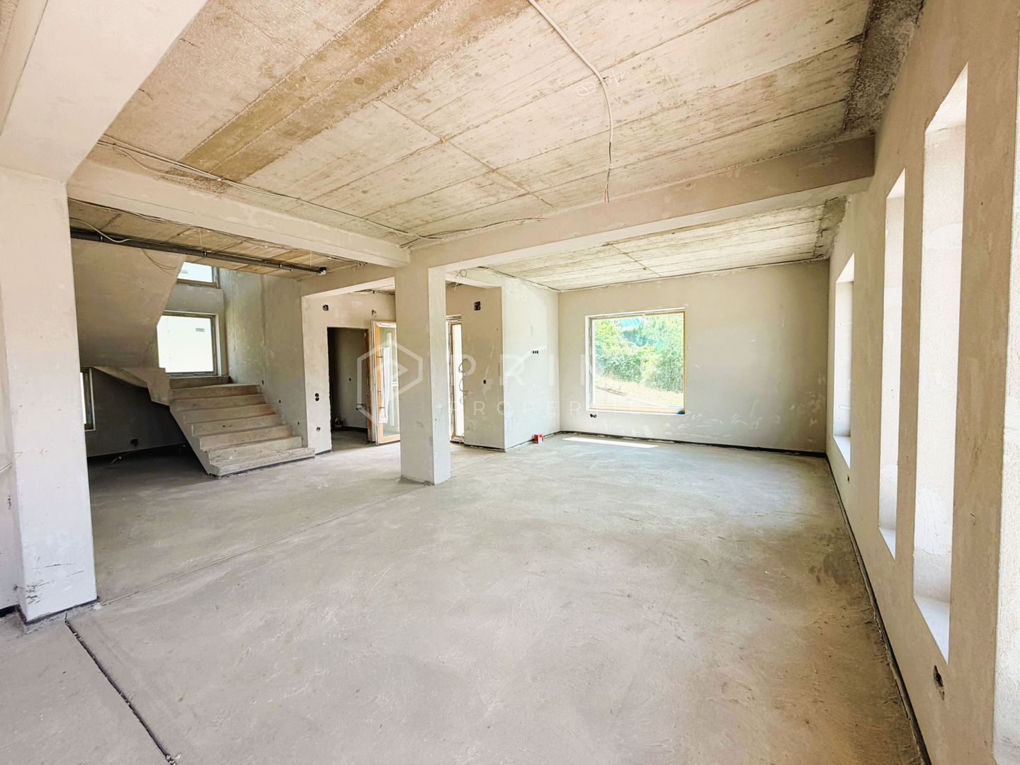 Casă nouă cu arhitectură mediteraneană | Semifinisată | 150 mp utili - Poză 5