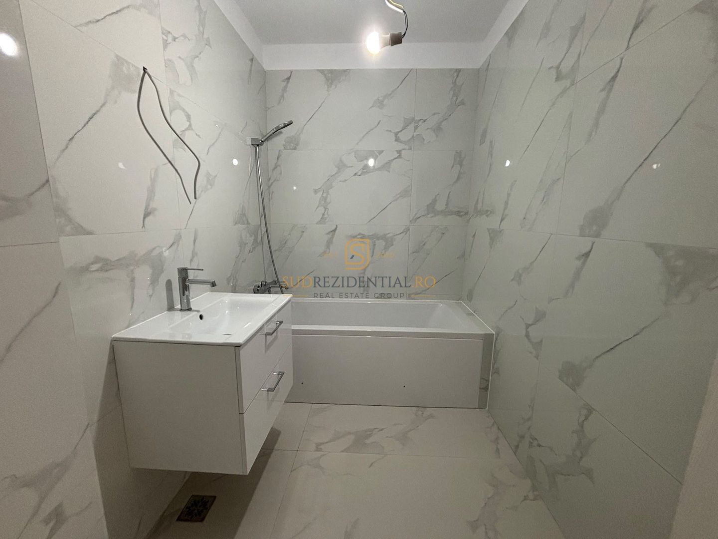 Apartament 3 camere decomandat | 87 mp | 2 băi | Sky Garden - Poză 14