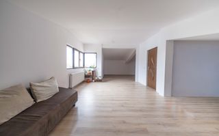 Vila spatioasa | 200 mp, mansarda open space, zona Jilava, Ilfov - Poză 12