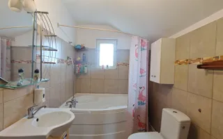 Casa de vanzare Adunatii Copaceni - cel mai bun pret - Poză 14