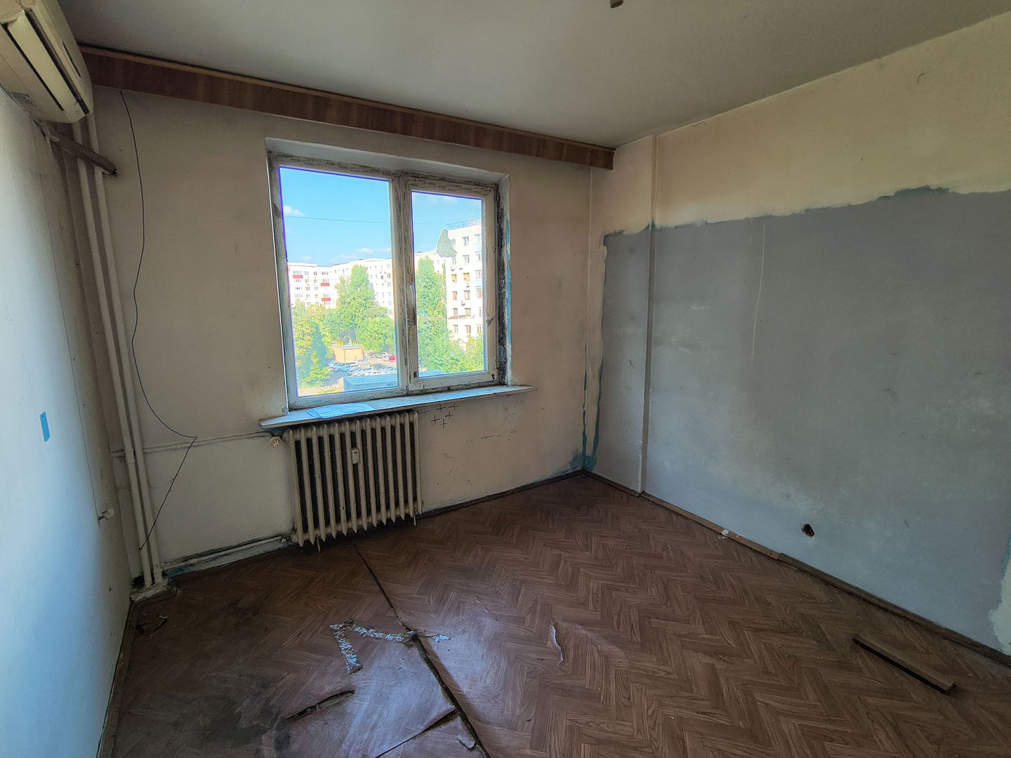 Apartament 3 camere semidecomandat Berceni - Poză 2