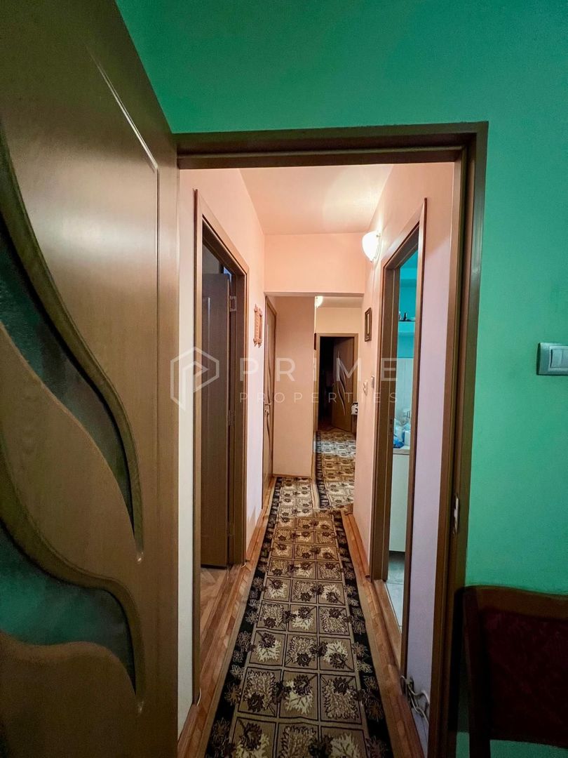 Apartament 3 camere, etaj 1/4, strada Banat, Tudor - Poză 8