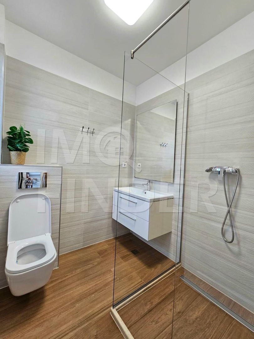 Inchiriere apartament 3 camere situat in vila privata, zona UMF - Poză 14