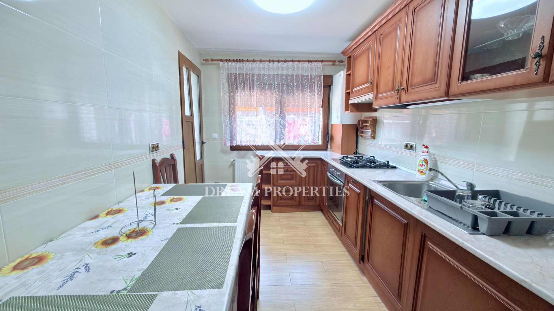 Apartament cu o camera la casa, terasa, gradina, parcare, Bd. Muncii - Poză 2