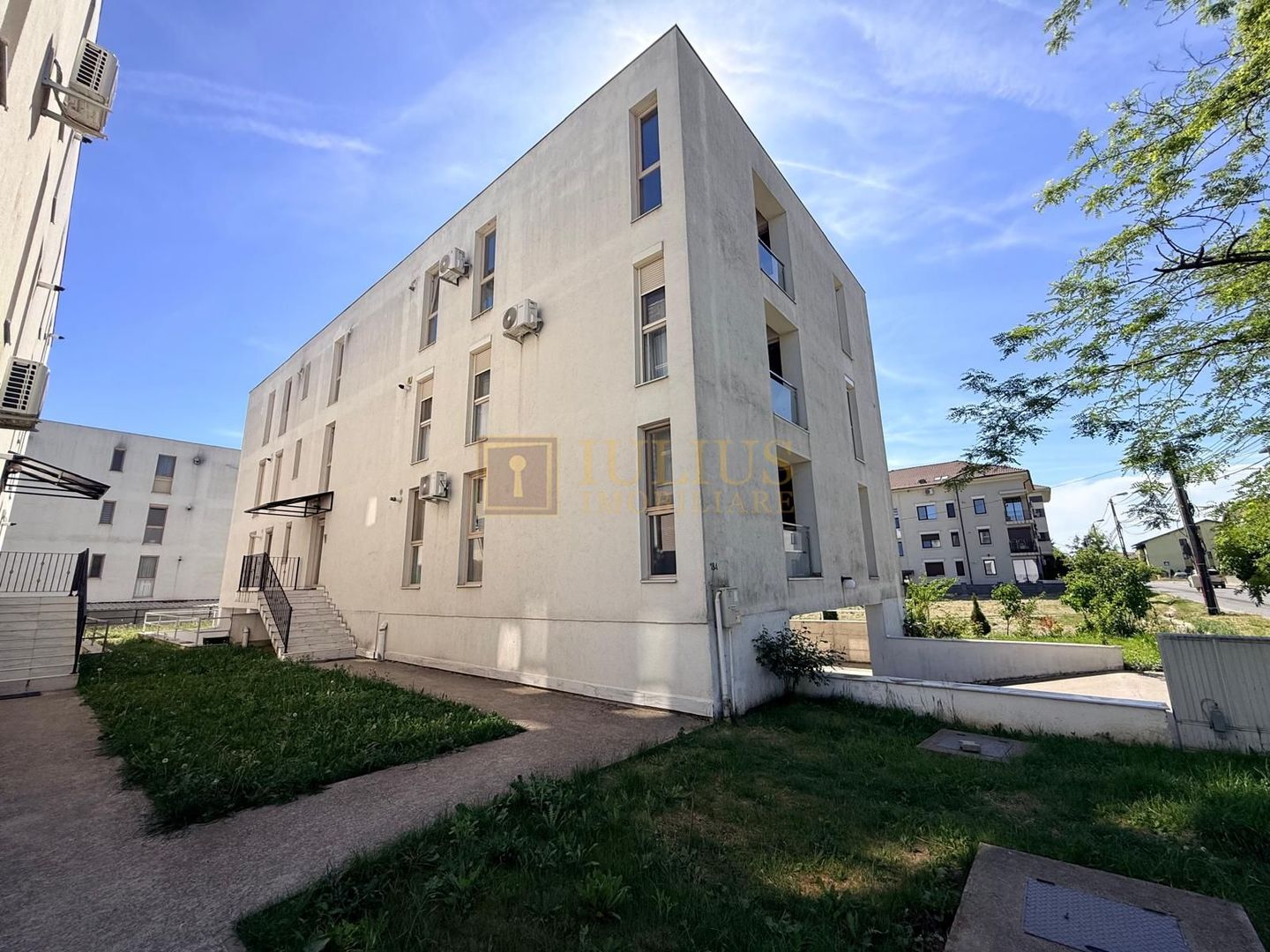 2 camere| Braytim| parcare acoperita| apartament superb| - Poză 1