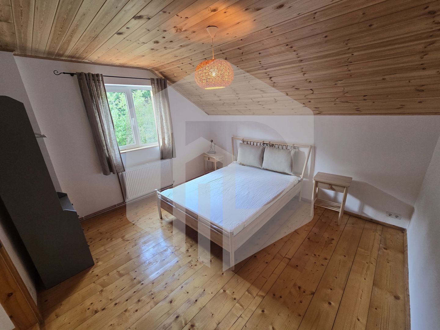 Casa individuala 4 camere teren 3825 mp Cisnadioara - Poză 12