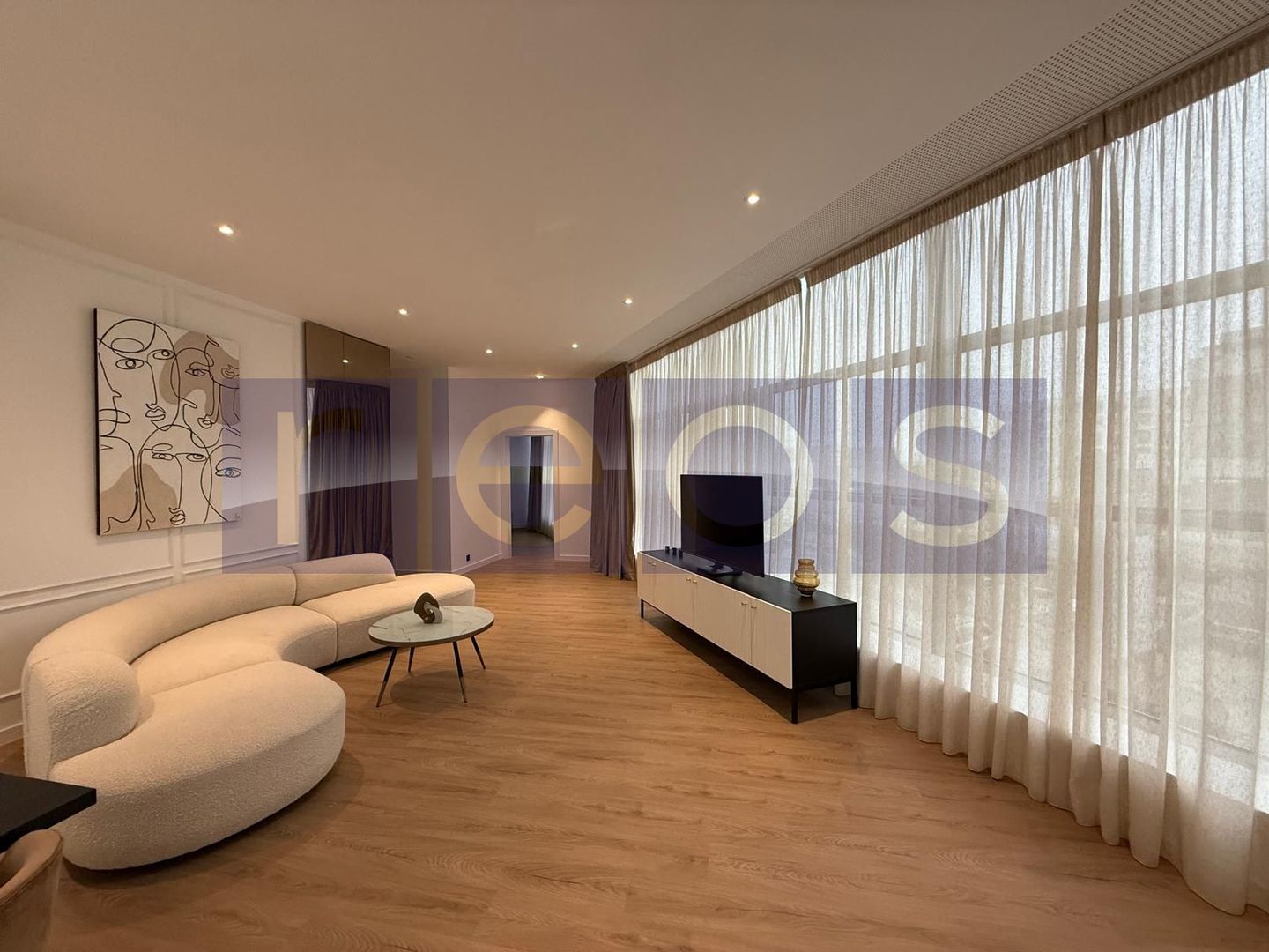 INCHIRIERE 4 CAMERE | ONE NORTH LOFT | MOBILAT SI UTILAT LUX | LOC PARCARE | - Poză 3