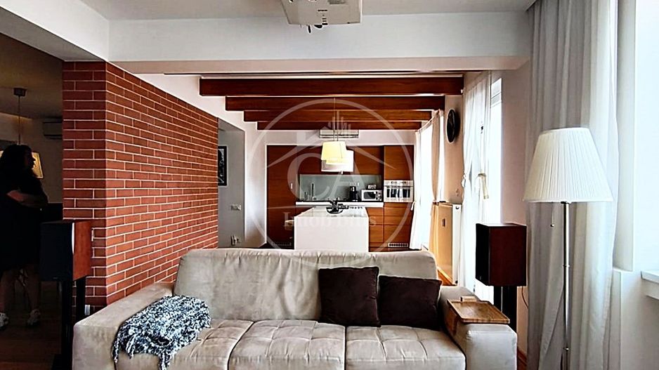 Apartament de vanzare cu 4 camere si terasa, Ultracentral, Oradea - Poză 10