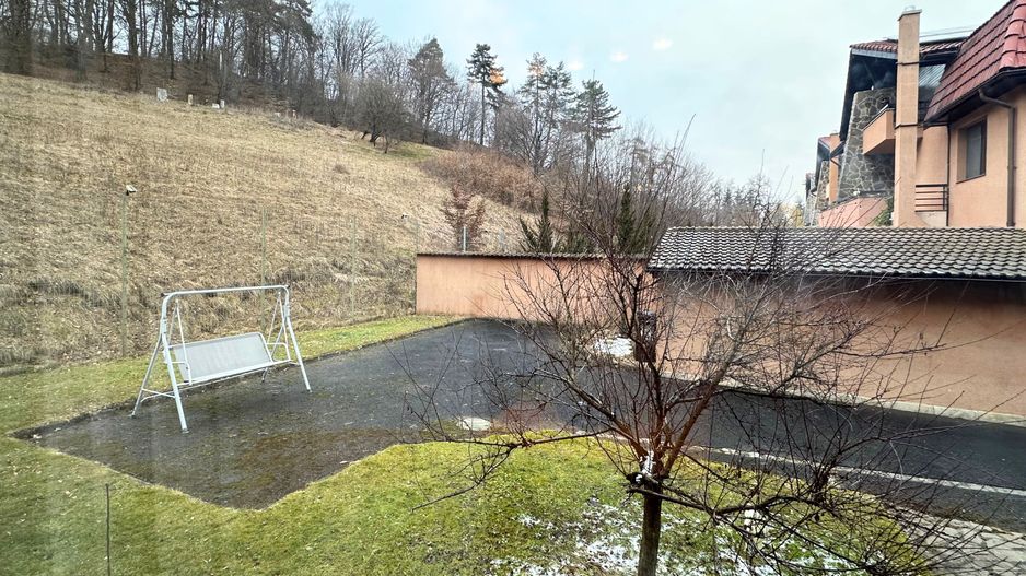 Închiriere casa duplex primitor creat pentru confort liniște și momente frumoase - Poză 8