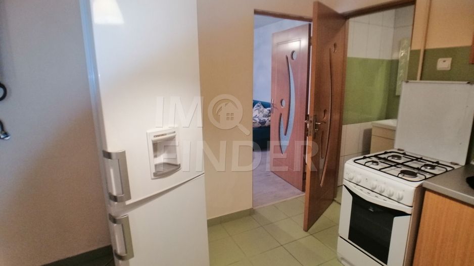 Apartament o camera strada Bucuresti - Poză 5