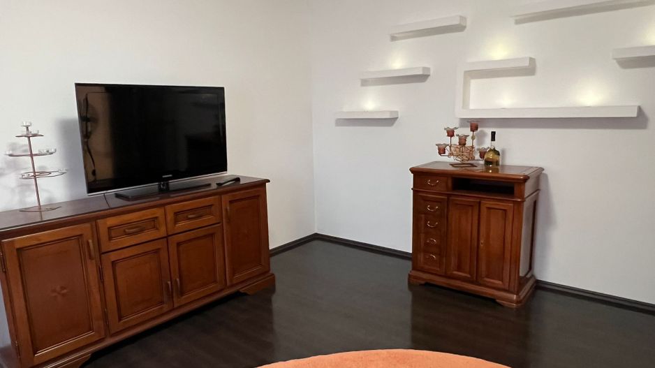 De Inchiriat  apartament 3 camere Piata Victoriei, sector 1 - Poză 5