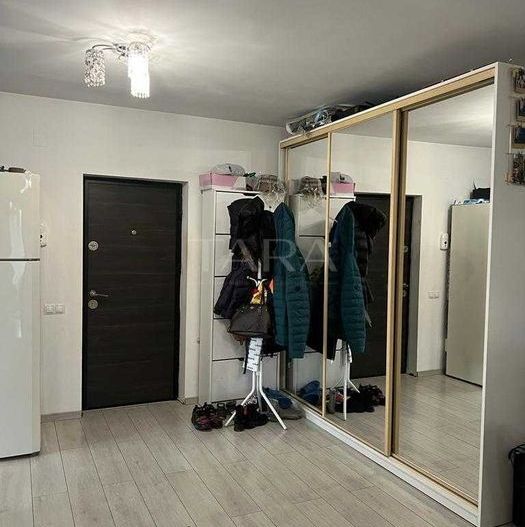 Apartament pozitionat cu 3 camere in zona strazii  Tineretului! - Poză 3