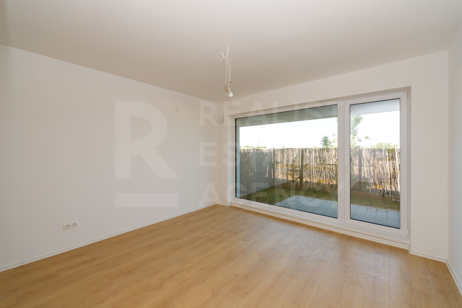 Vânzare, apartament tip studio în zona Bucureștii Noi, București - Poză 2