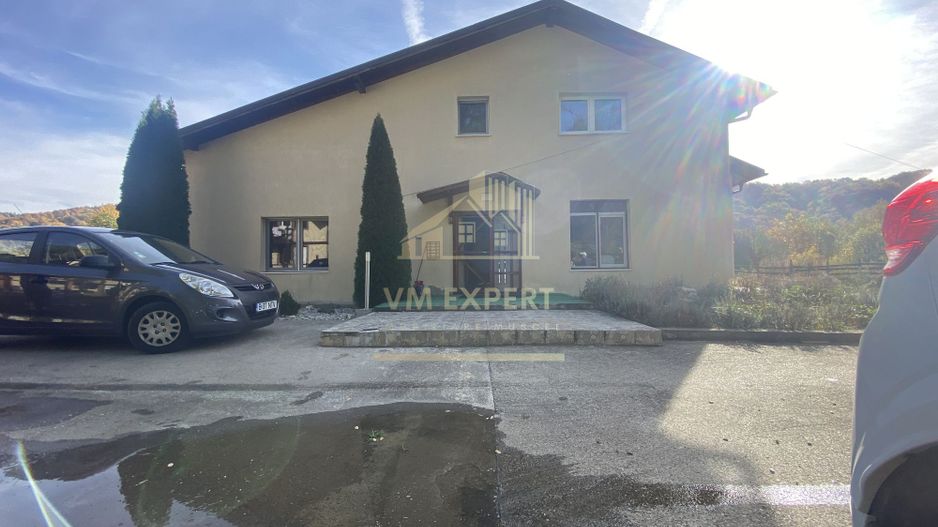 VILA CAMPULUNG, TEREN 4200 MP, PRET 259000 EURO - Poză 6