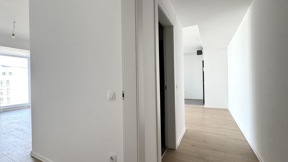 3 camere 76 mp SU + Balcon 6.5mp - Zona Lac Straulesti-Mall Colosseum - Poză 2