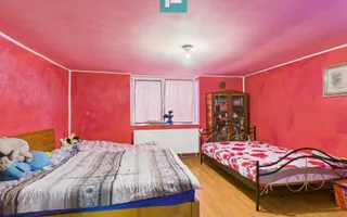 Casă solidă cu 1400 mp teren în Iratoșu - Poză 13