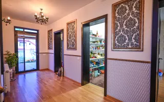 Somptuozitate in stil modern, 2 garaje, 3 terase, totul pe 1.000 mp teren - Poză 26