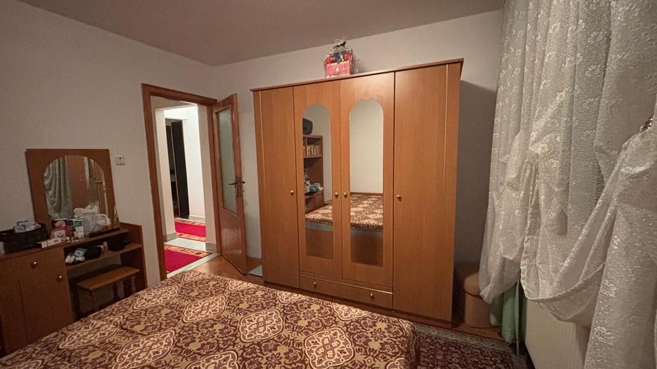 Aradului-Torontalului | 3 camere | Decomandat | Centrala Proprie | 2 bai - Poză 8