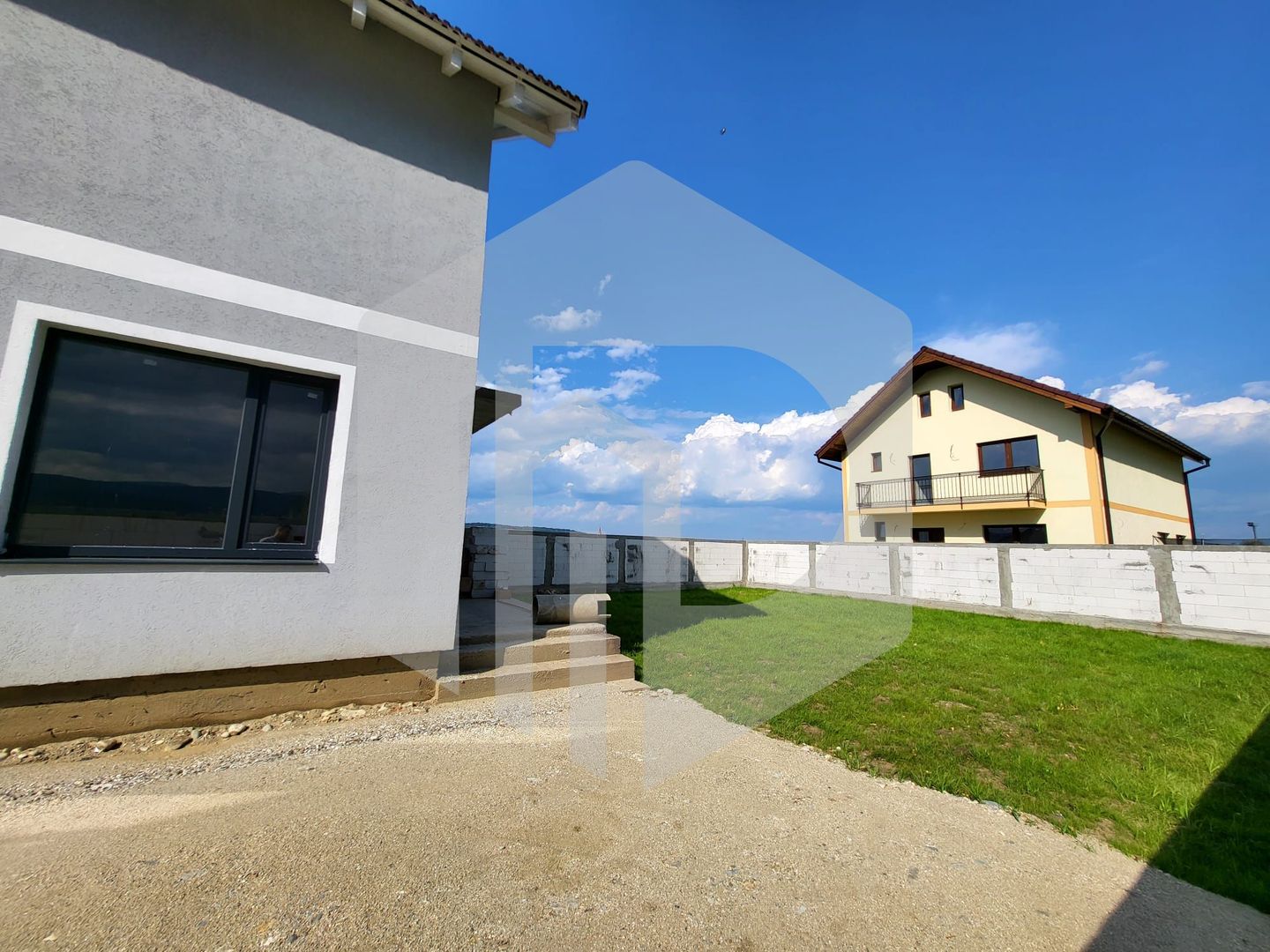 Casa individuala in Cristian | 5 camere | 4 Dormitoare | 158mpu - Poză 3