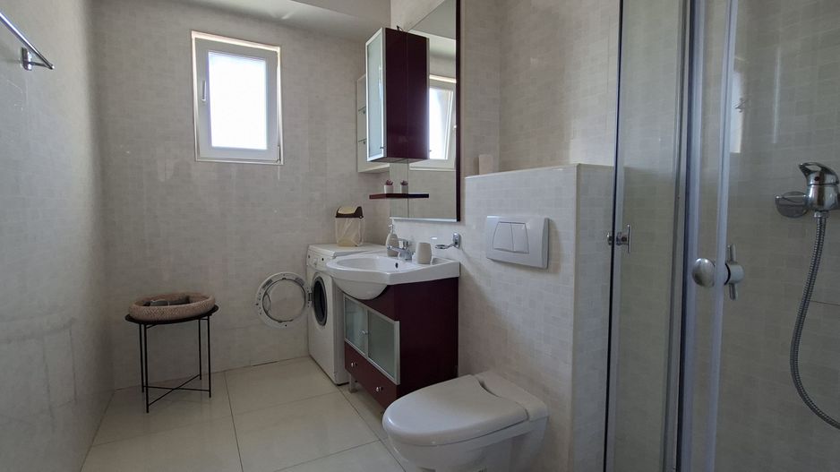 Apartament cu 2 camere si loc de parcare - Torontalului - Poză 19