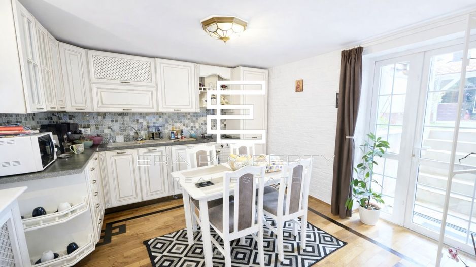 Casa individuala complet mobilata zona Lupeni, Sibiu - Poză 1