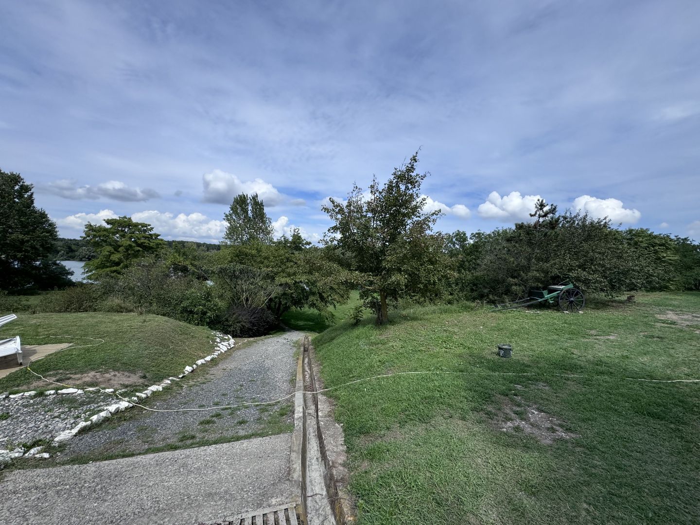 Hotel 20 camere Delta Dunarii 50 m deschidere teren 6000 mp acces auto - Poză 54