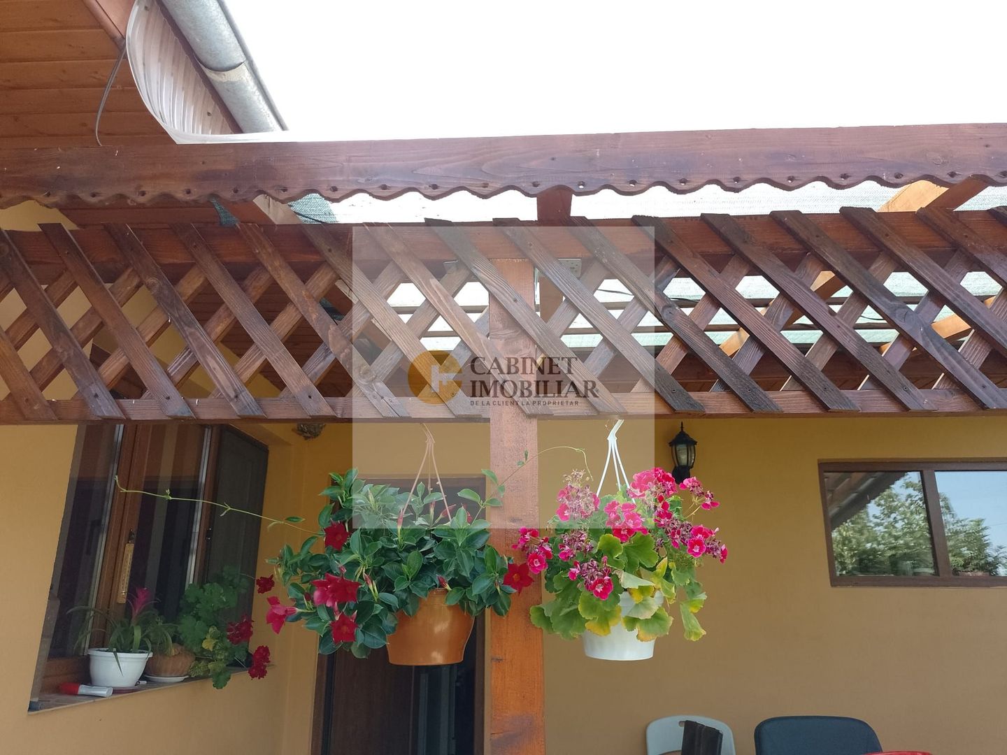 Casă de vacanță modernă cu teren generos –15min de Tecuci - Poză 25