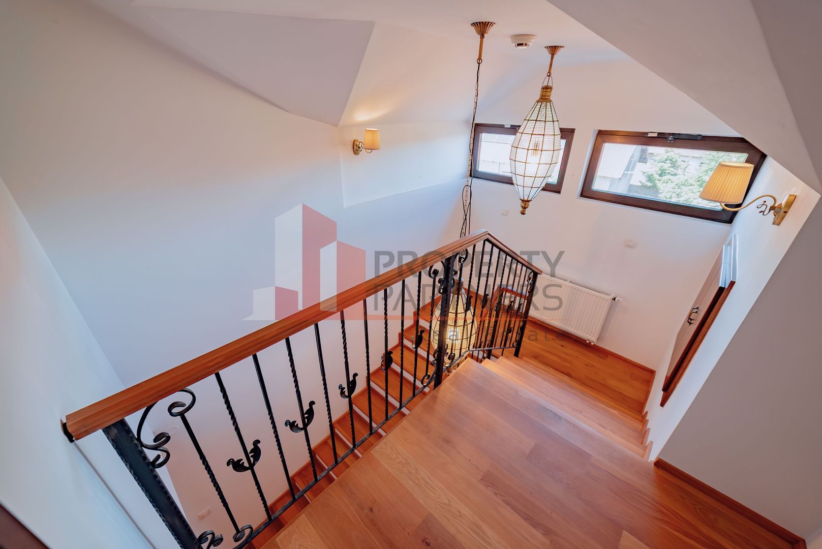 Proprietate de lux în Ghimbav, la doar 10 minute de Brașov - Poză 25