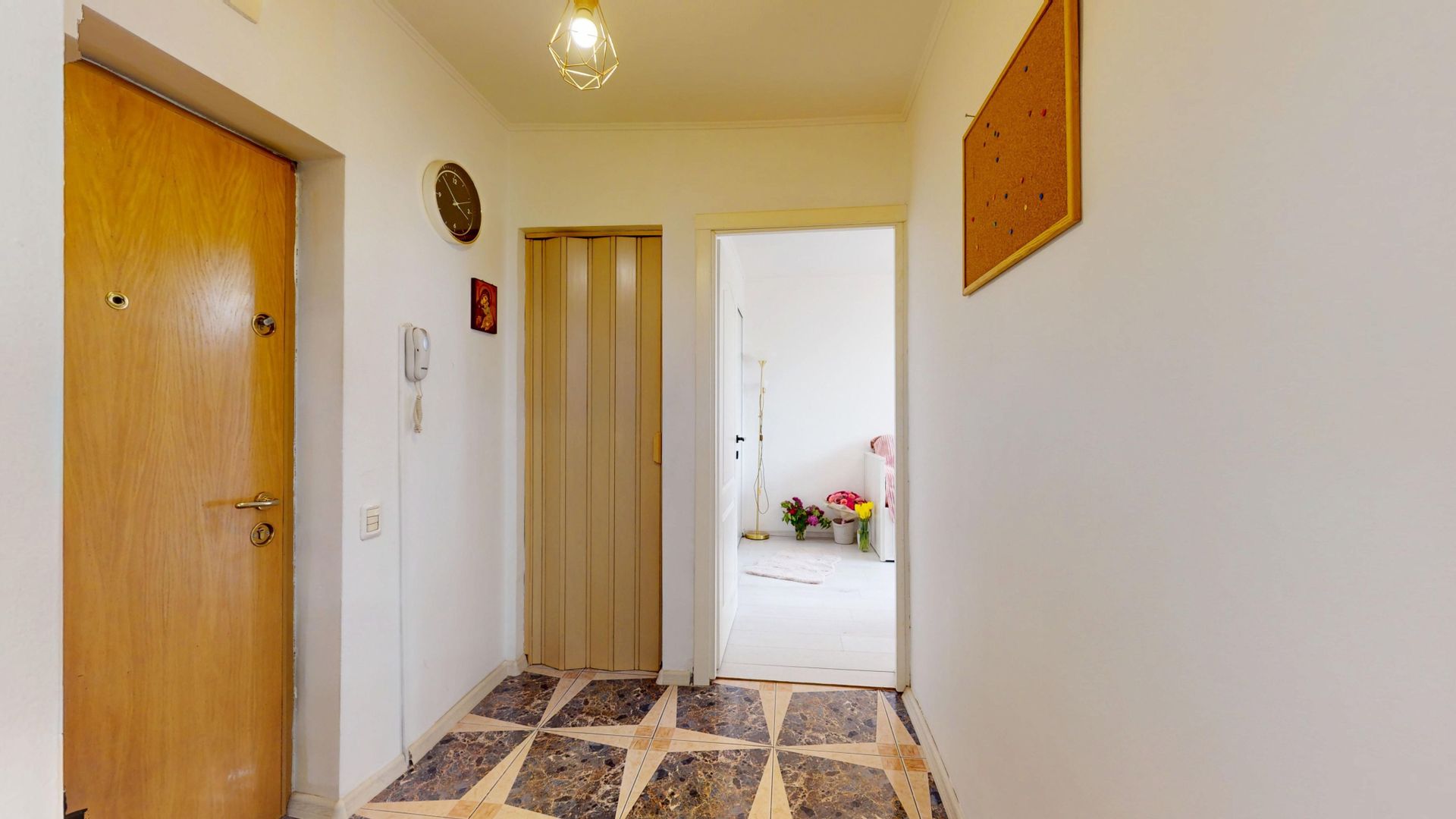 Apartament 3 camere  Metrou Basarab 0% Comision - Poză 9