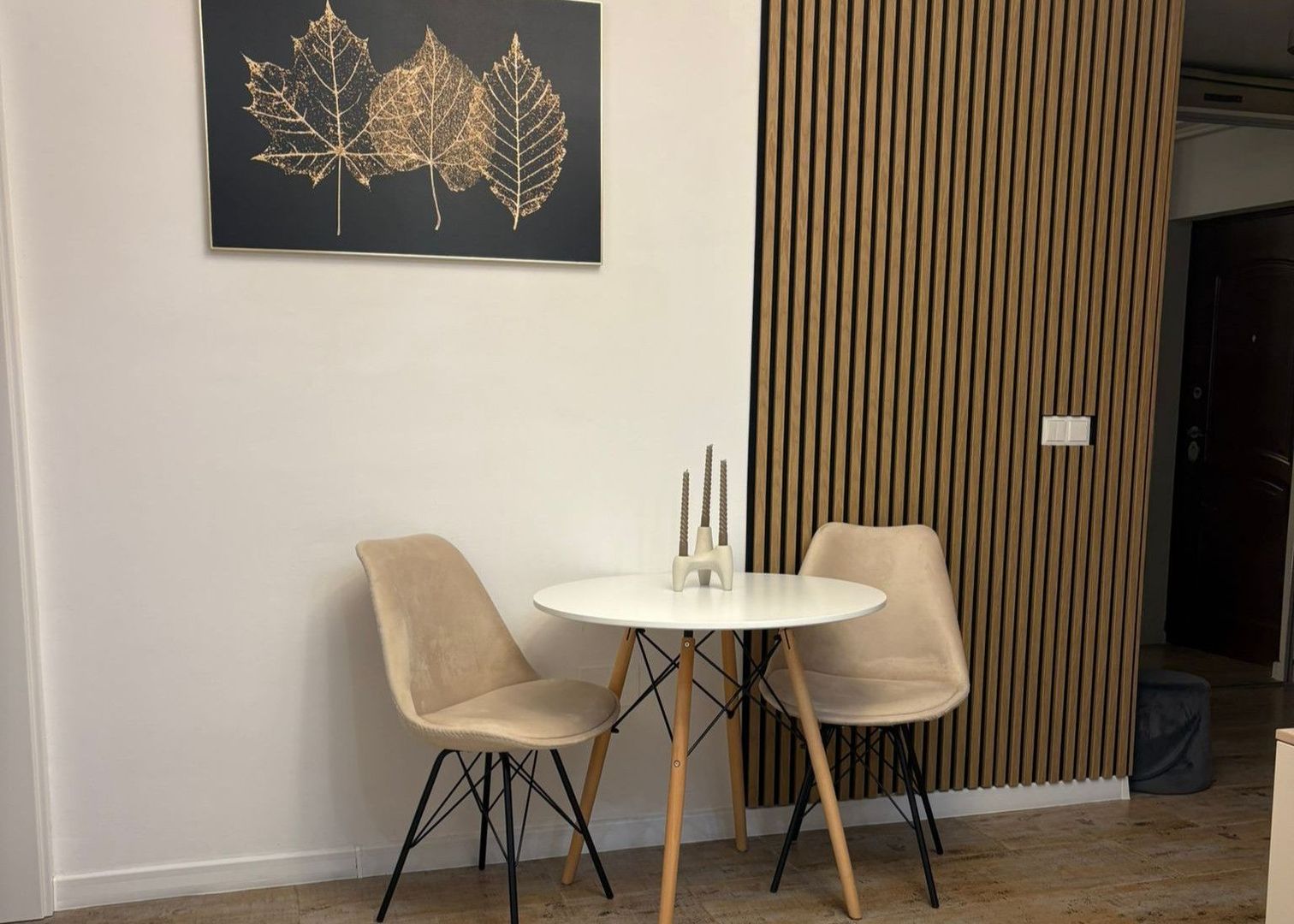 Apartament 2 camere modern I complet utilat si mobilat I loc de parcar - Poză 8