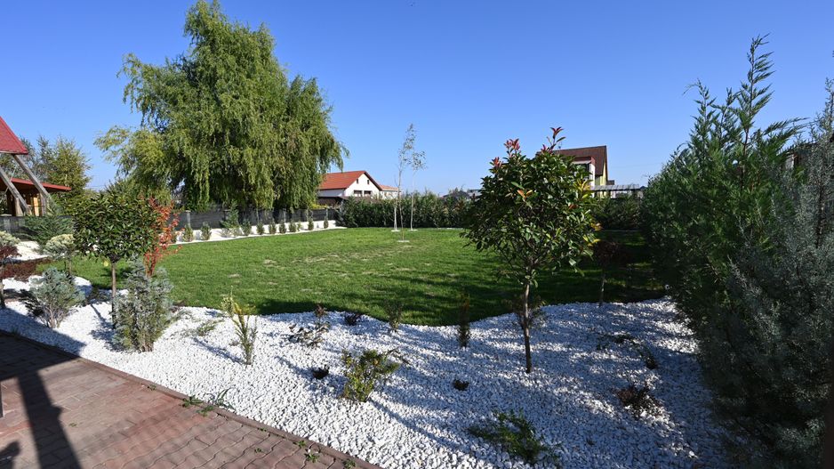 Casă / Vilă cu 4 camere de închiriat în zona Aradului - Poză 18