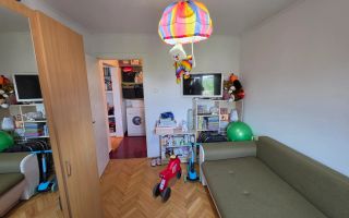 Vand apartament cu 4 camere aproape de centru - Poză 16