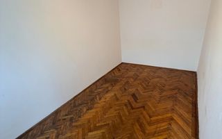 Vanzare apartament cu 4 camere in Micro 13, etaj 3, pret 65 000 euro - Poză 5