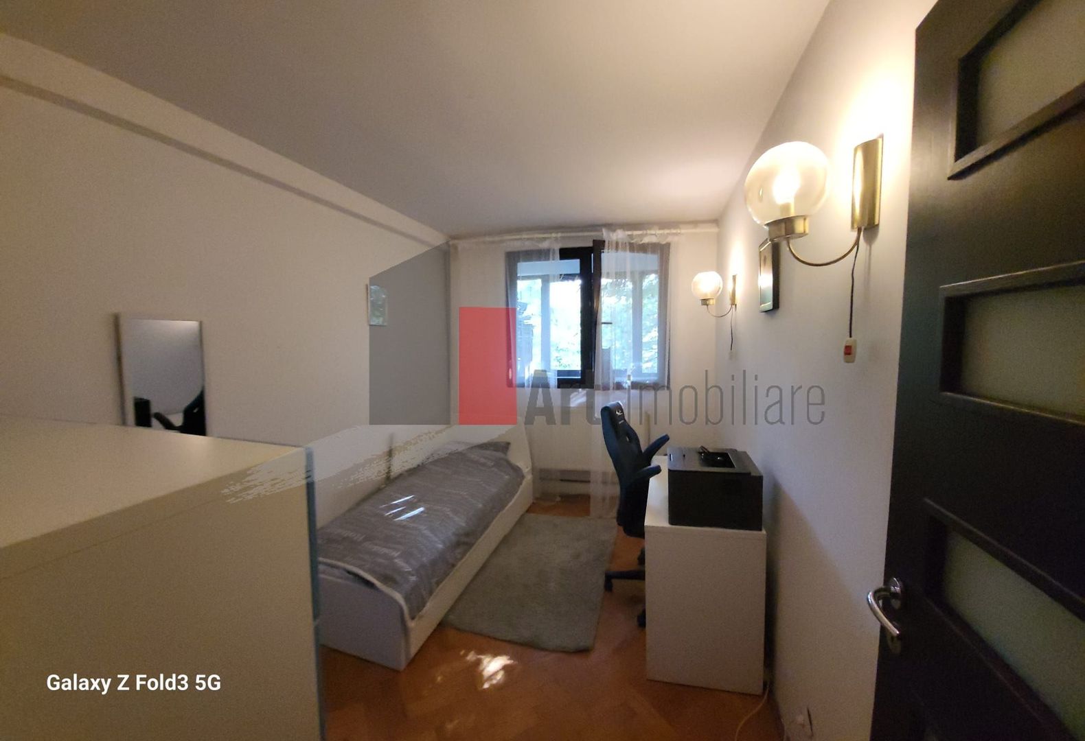 Apartament  4 camere,   Titan - Poză 6