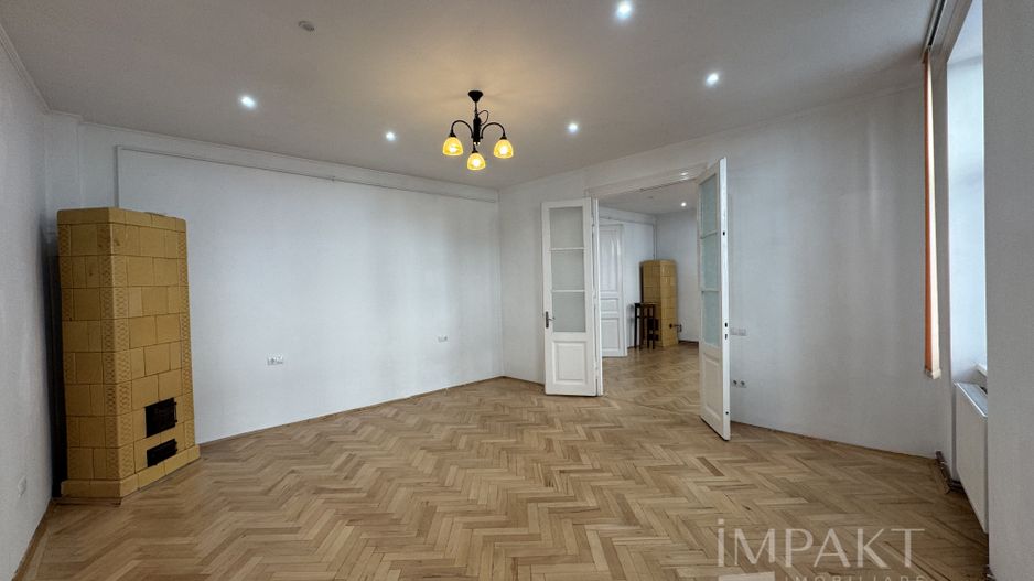 Apartament 75mp central de vânzare cu 2 camere sau spațiu birouri - Poză 7