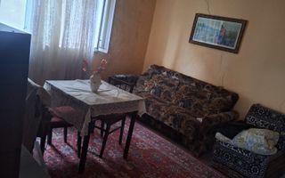 Casa de vânzare in Craciunel la strada principală - Poză 5