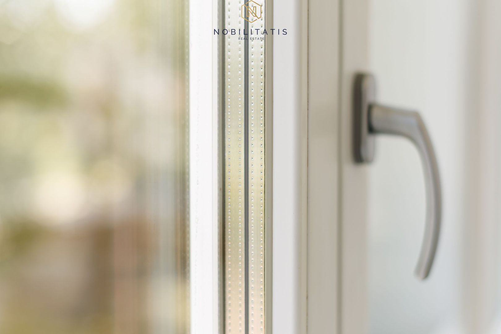 Un apartament cum rar găsești, în centrul orasului | Garaj privat - Poză 31