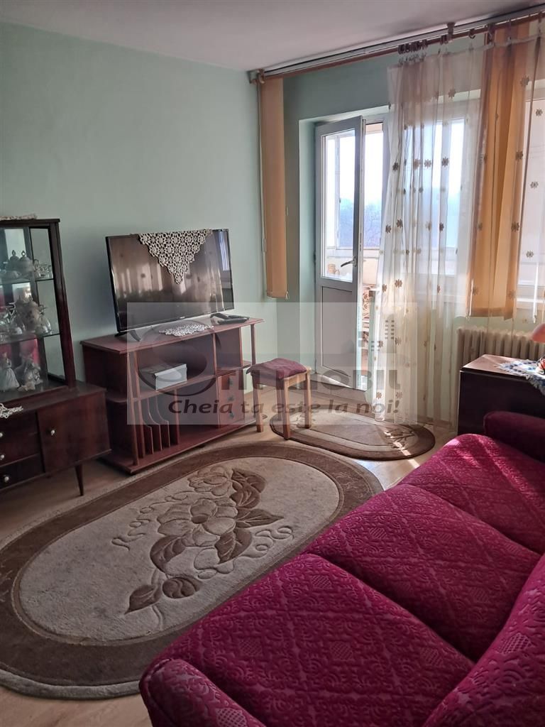 Apartament 2 camere Semidecomandat mobilat utilat zona Tatarasi Nord 85000 euro - Poză 1