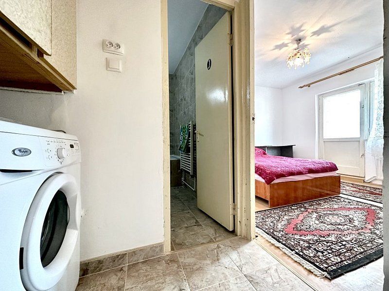 Apartament cu 4 camere zona Aradului - Poză 14