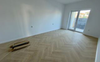 Apartament modern 2 camere, pod amenajabil, balcon,  parcare inclusa - Poză 15