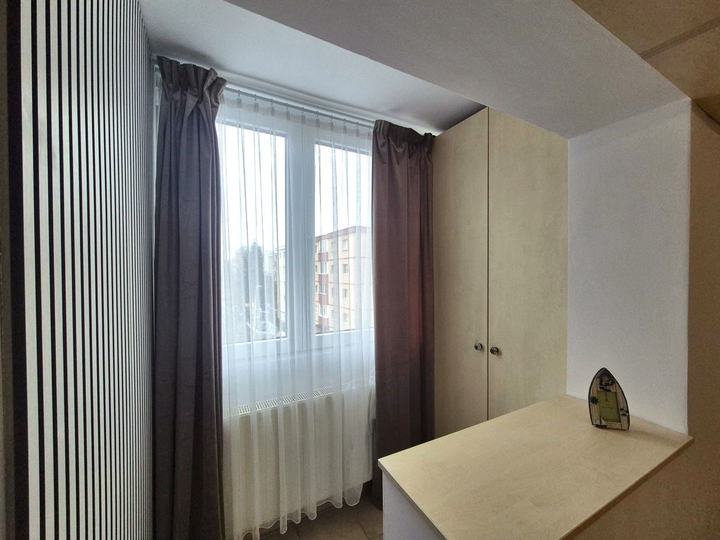 Exclusivitate - Zona Spitalul Judetean, apartament renovat complet - Poză 3