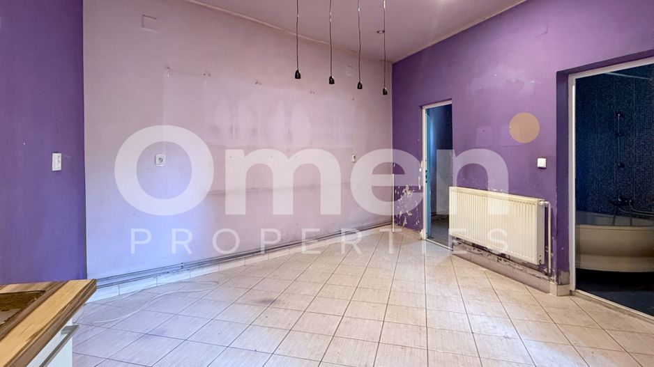 Casă cu 3 camere, garaj și anexă în centrul vechi Baia Mare - Poză 4