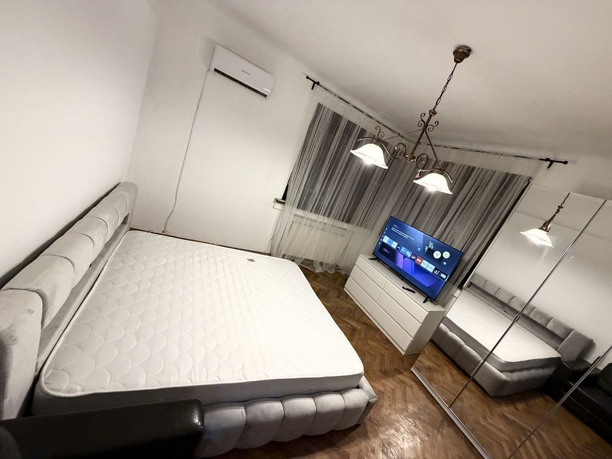 Stefan cel Mare - 3 Camere De Inchiriat - Poză 1